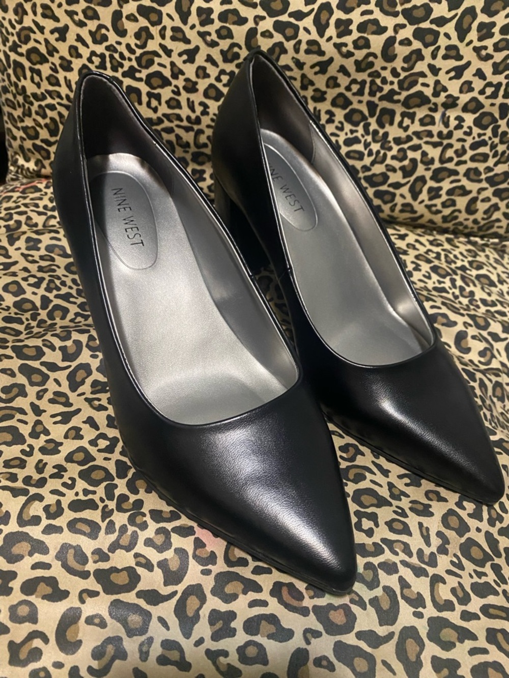 Nine West Black Pointed-Toe Leather Pumps